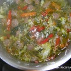 Daržovių sriuba su mėsos kukuliukais